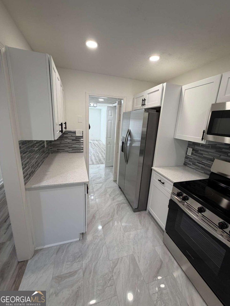 2250 Kings Gate Circle Snellville - 10