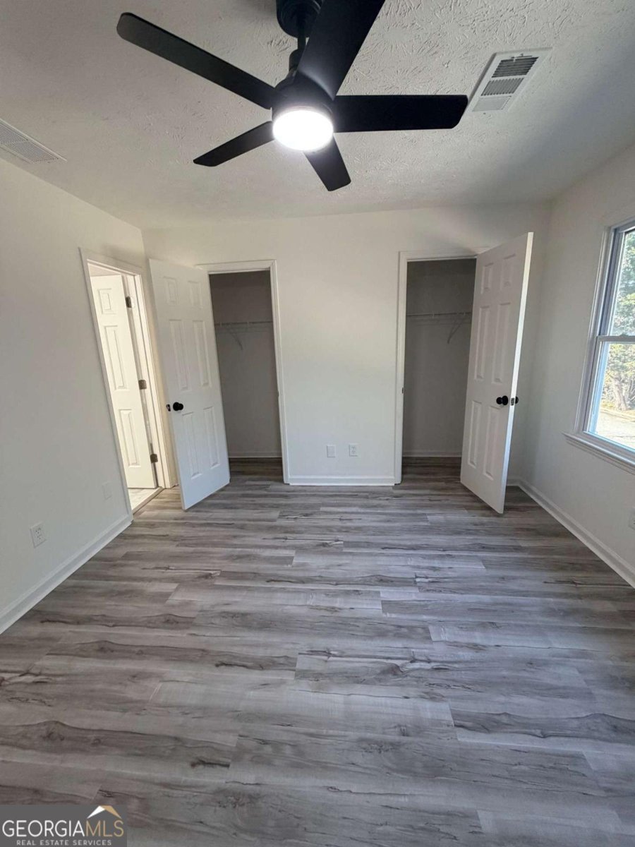 2250 Kings Gate Circle Snellville - 23