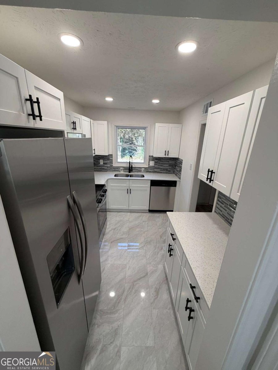 2250 Kings Gate Circle Snellville - 7