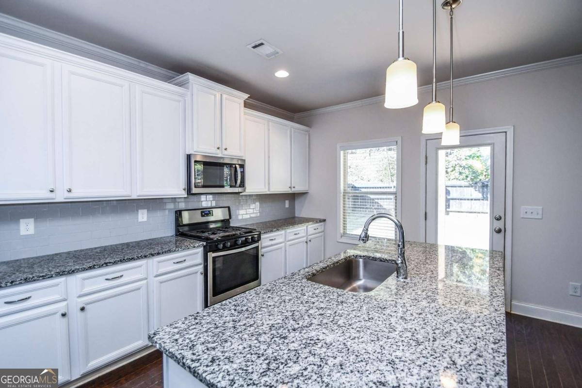 312 FLOWING Trail Dawsonville - 37