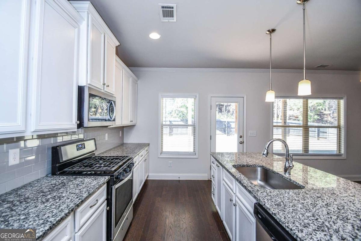 312 FLOWING Trail Dawsonville - 38