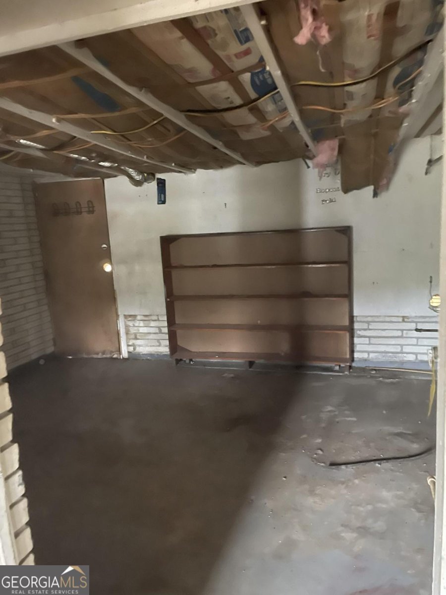 6111 Johnson Road Riverdale - 7