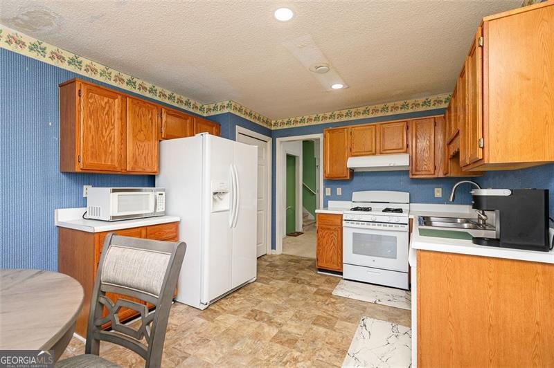 5216 Glendora Court Powder Springs - 13