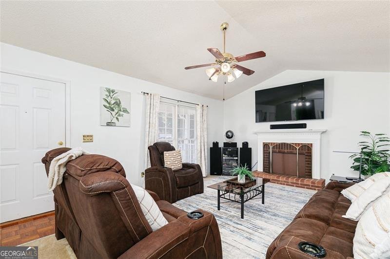 5216 Glendora Court Powder Springs - 6