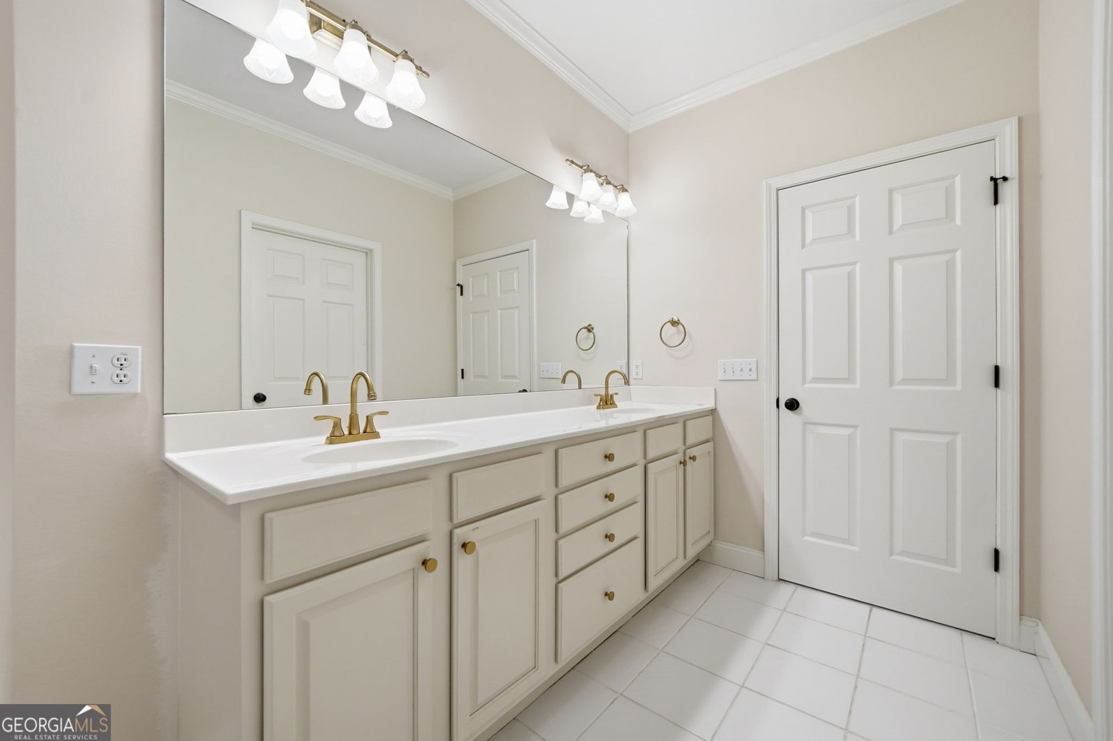 320 Allendale Drive Canton - 45