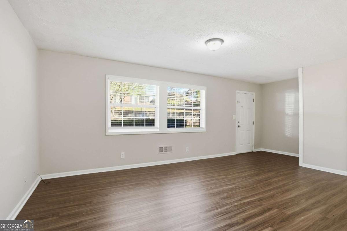 482 Palm Street Canton - 4