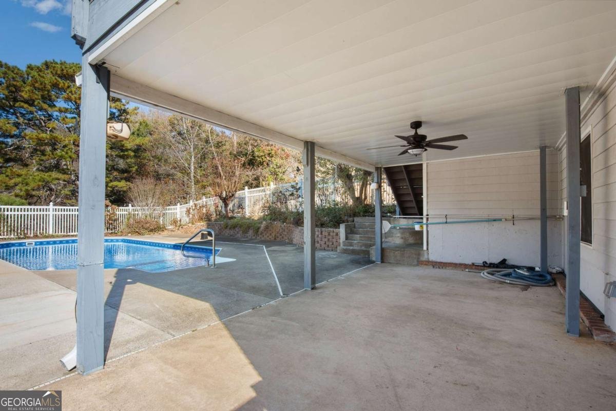 161 Brook Lane Roswell - 16