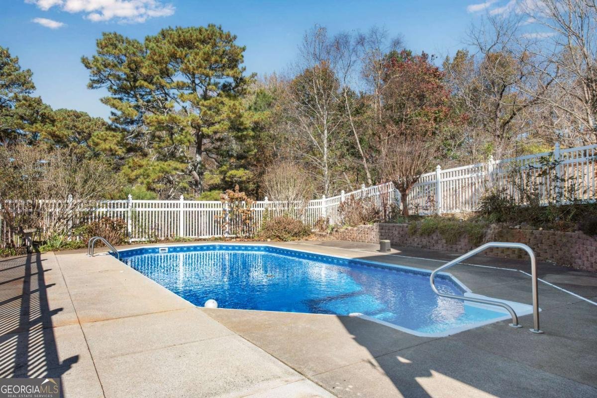 161 Brook Lane Roswell - 17