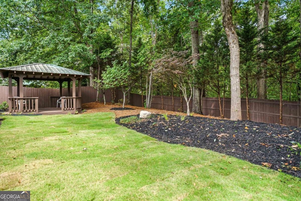 509 COURTYARD Way Woodstock - 22