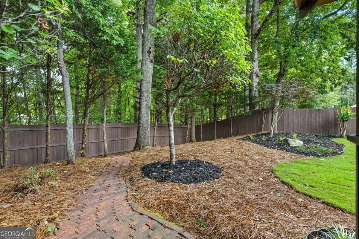 509 COURTYARD Way Woodstock - 23