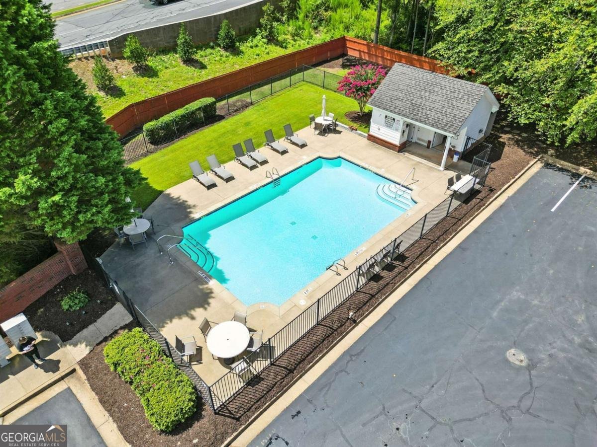 509 COURTYARD Way Woodstock - 25