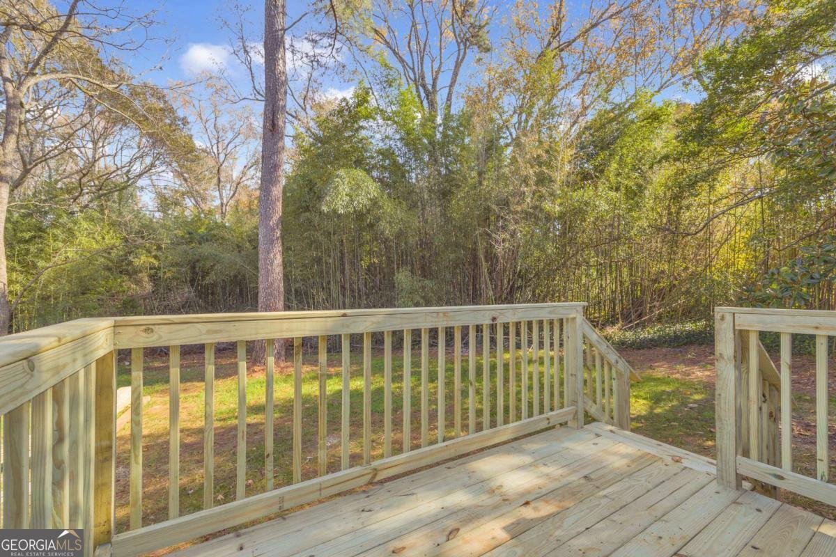 310 Airport Road Athens - 27