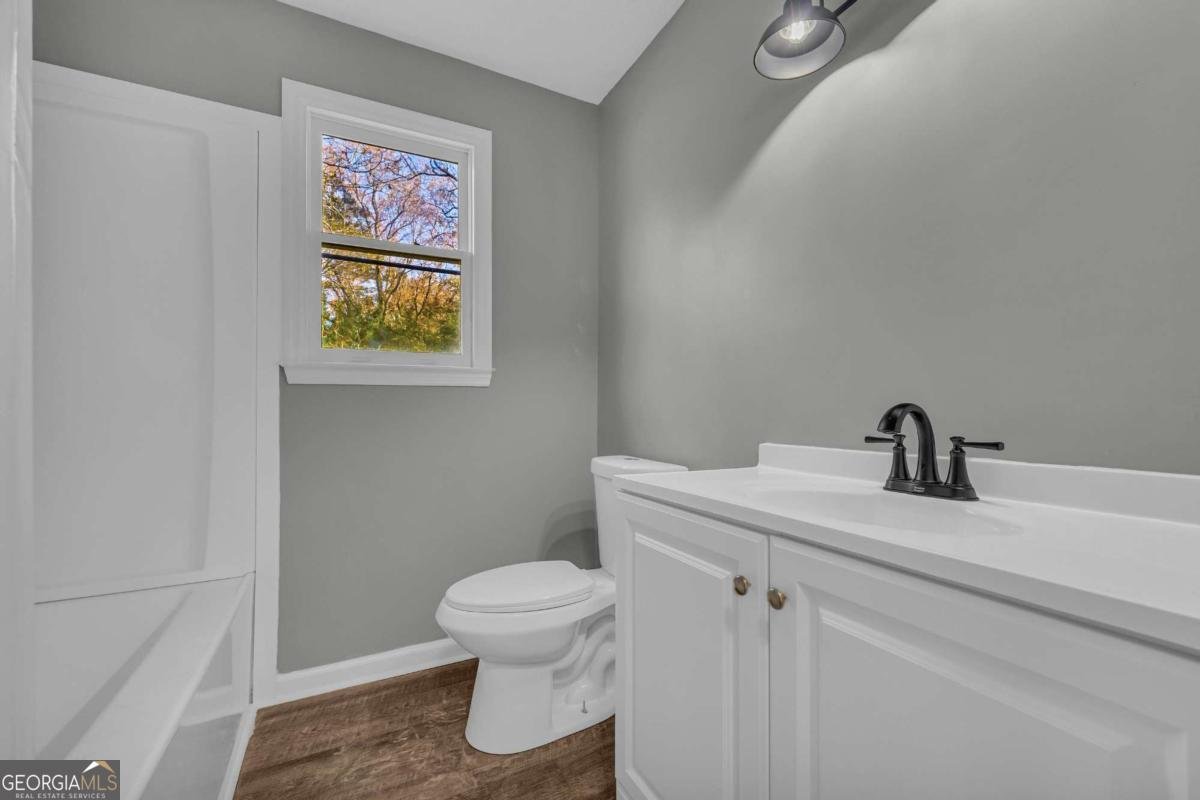 310 Airport Road Athens - 41