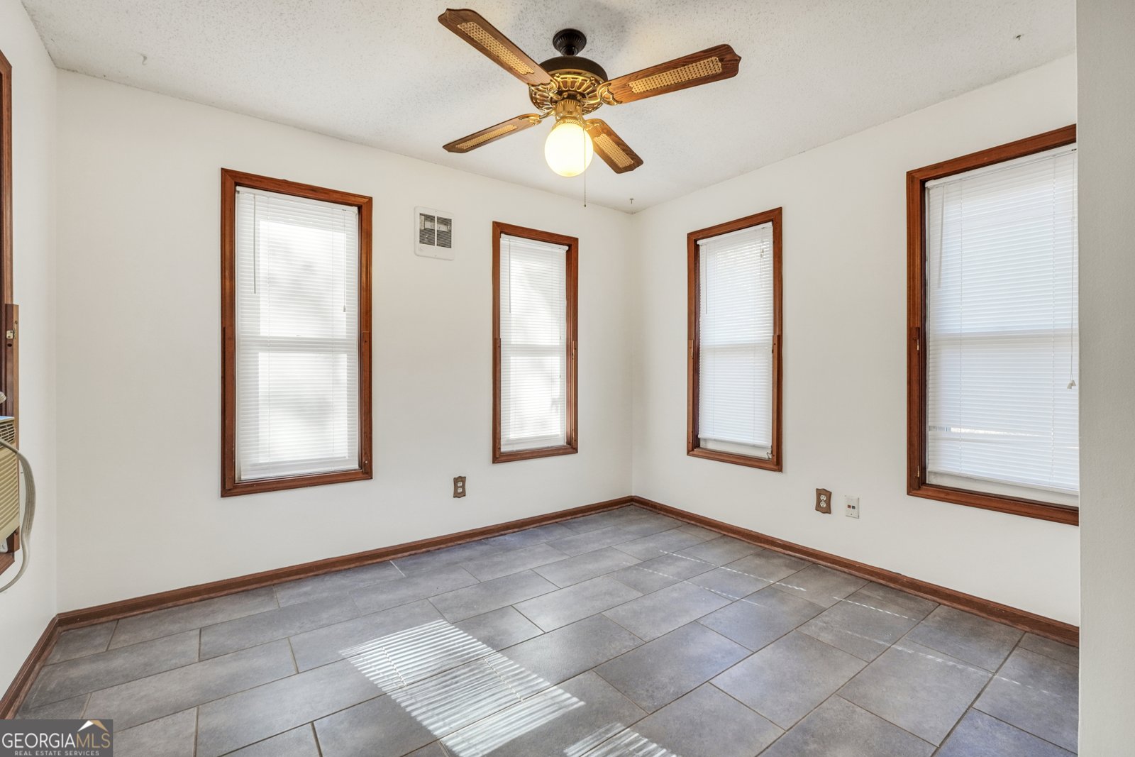 135 Springvalley Way Stockbridge - 21