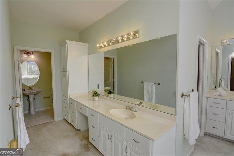 5305 Linnadine Way Peachtree Corners - 30