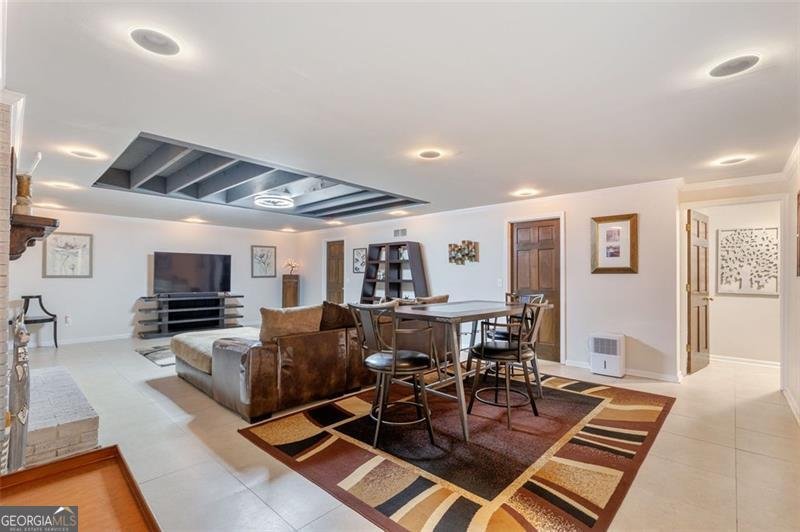 5768 LOST GROVE Drive Lilburn - 39