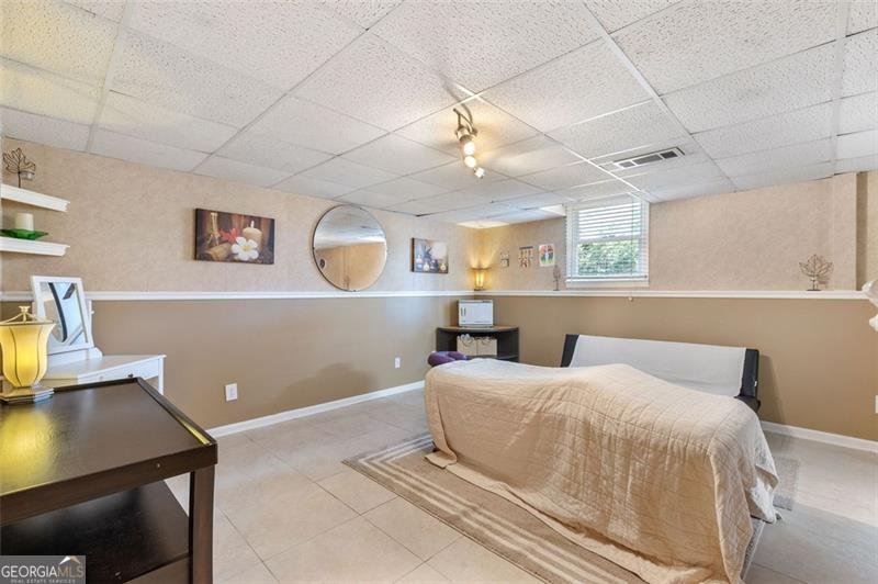 5768 LOST GROVE Drive Lilburn - 43