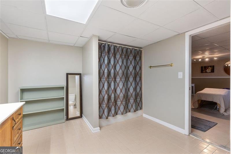 5768 LOST GROVE Drive Lilburn - 46