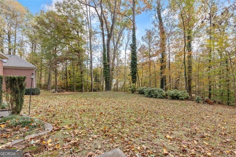 5768 LOST GROVE Drive Lilburn - 56