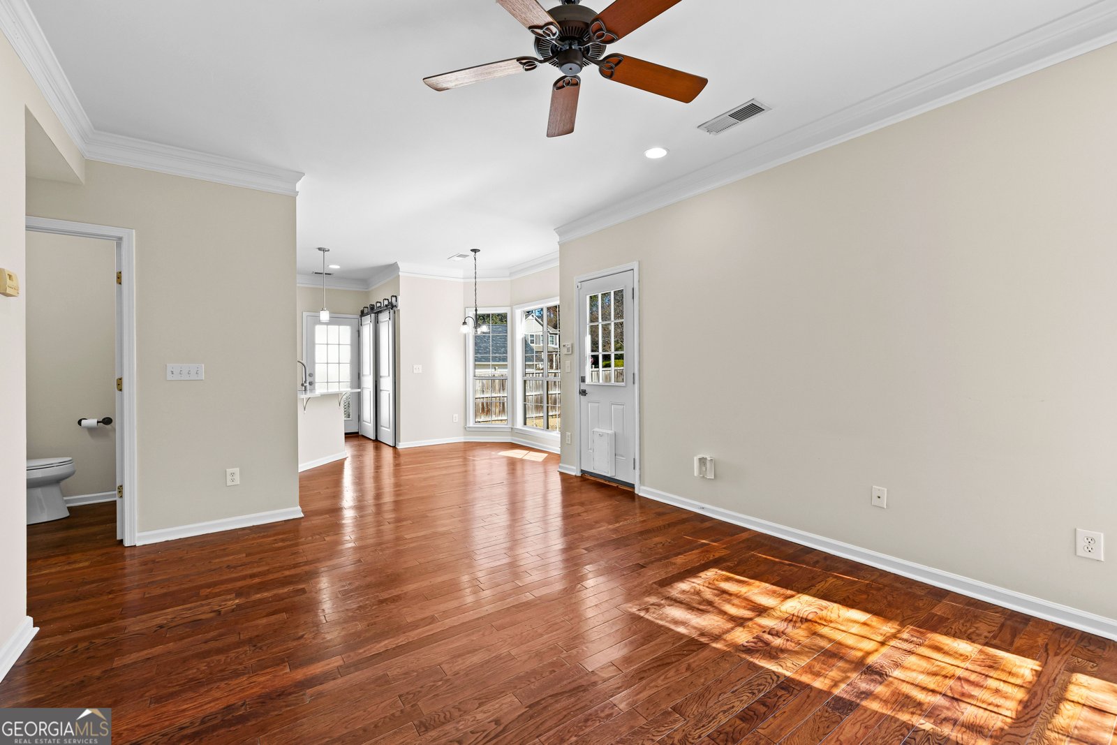 31 The Promenade Newnan - 13