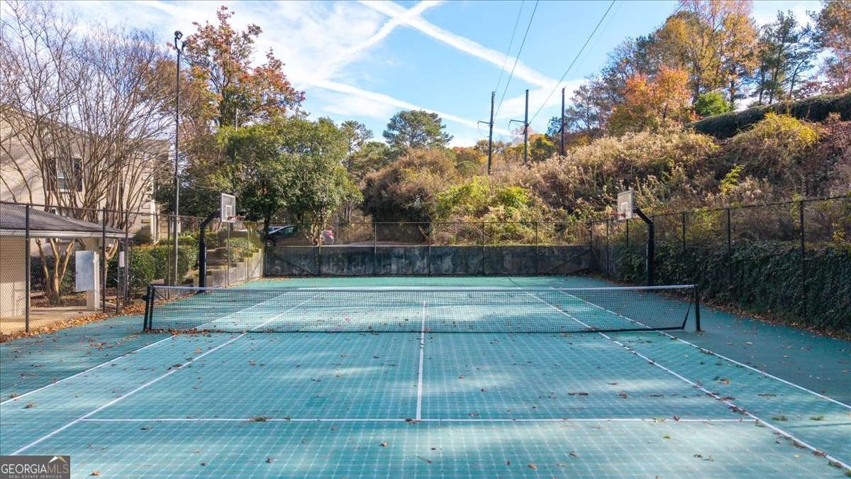 3470 Essex Avenue Atlanta - 17