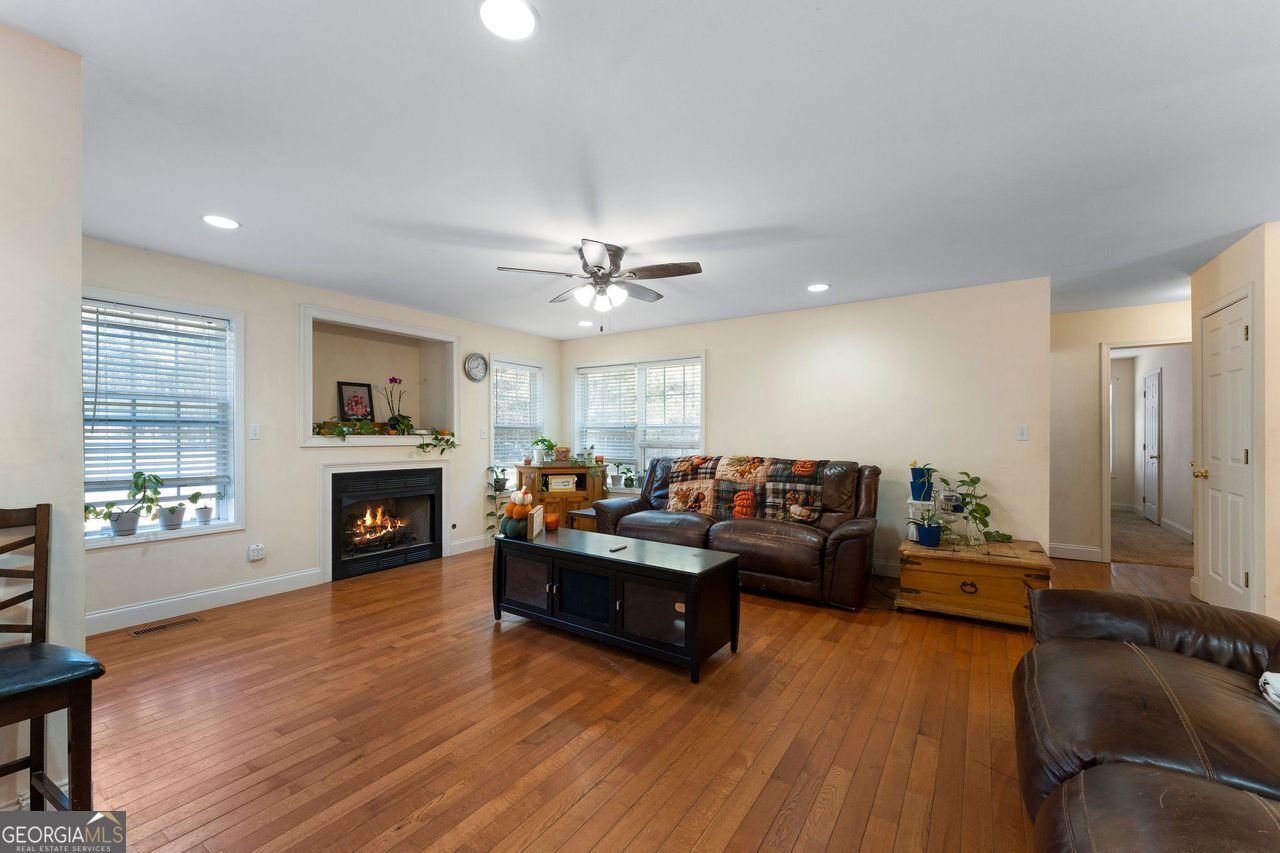 577 Everett Springs Road Calhoun - 27