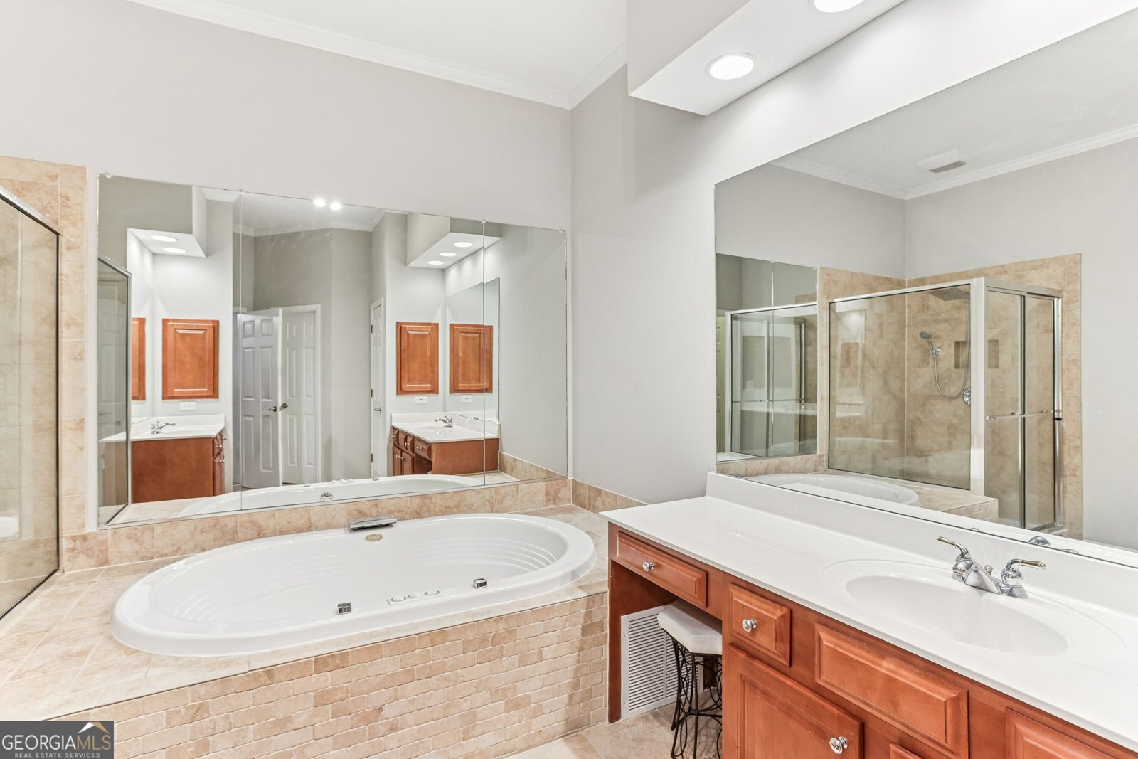 520 Vinings Estates Drive Mableton - 27