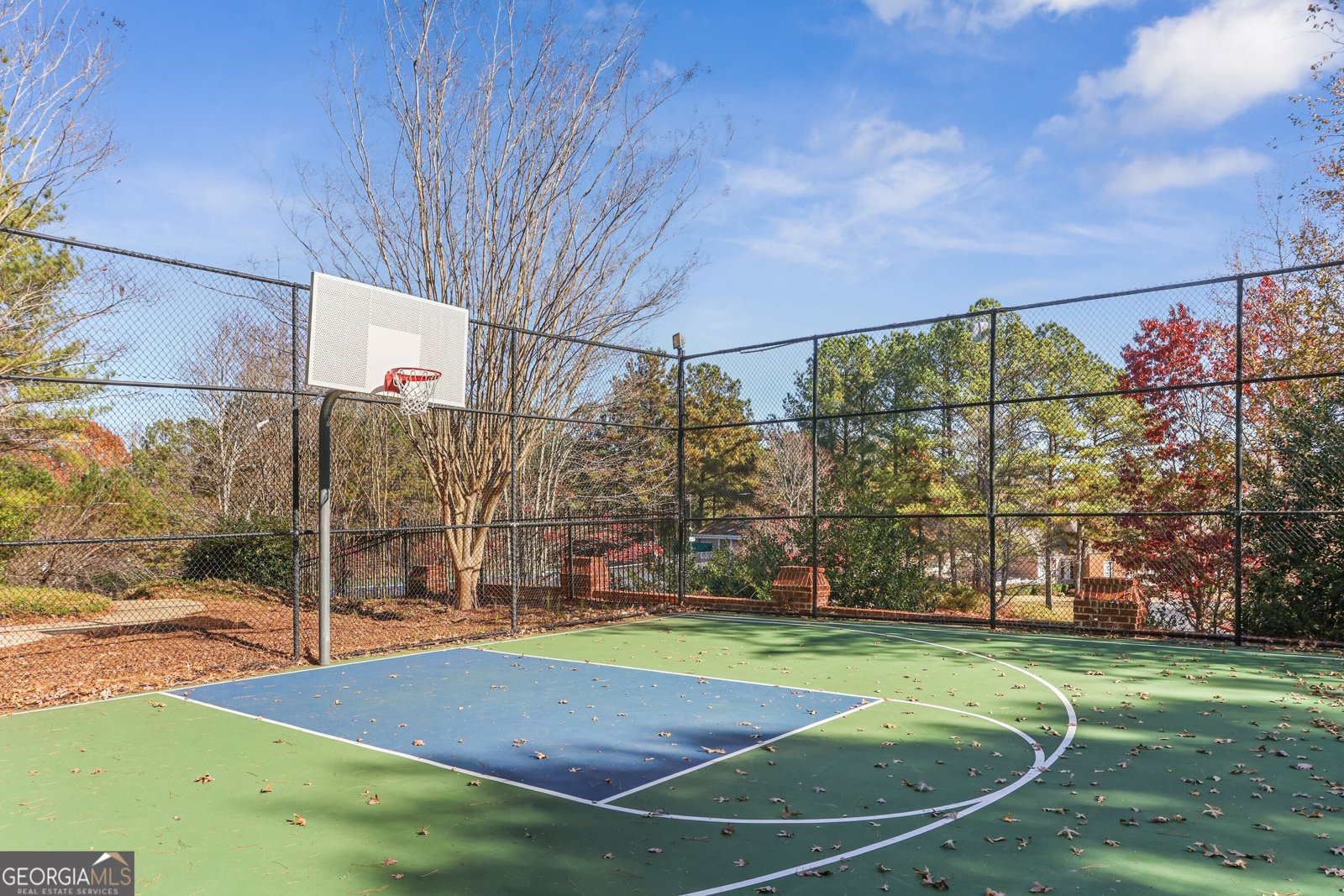 520 Vinings Estates Drive Mableton - 36