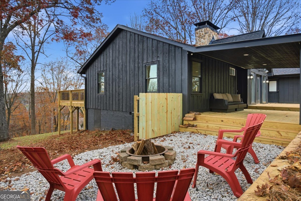 4225 Twin Rivers Drive Gainesville - 23