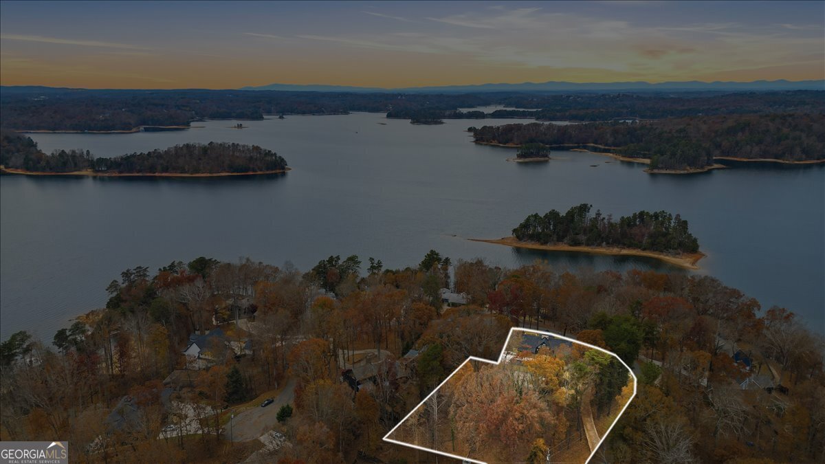 4225 Twin Rivers Drive Gainesville - 39