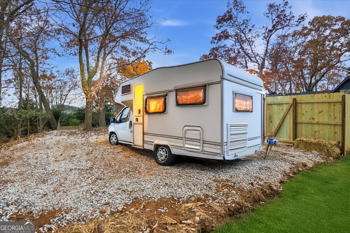 4225 Twin Rivers Drive Gainesville - 63