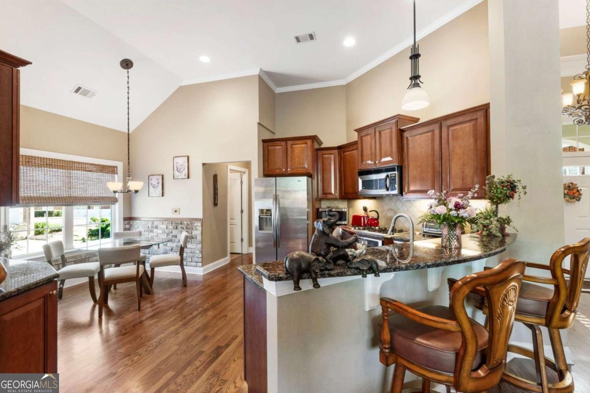 5235 Villa Lake Court Suwanee - 12