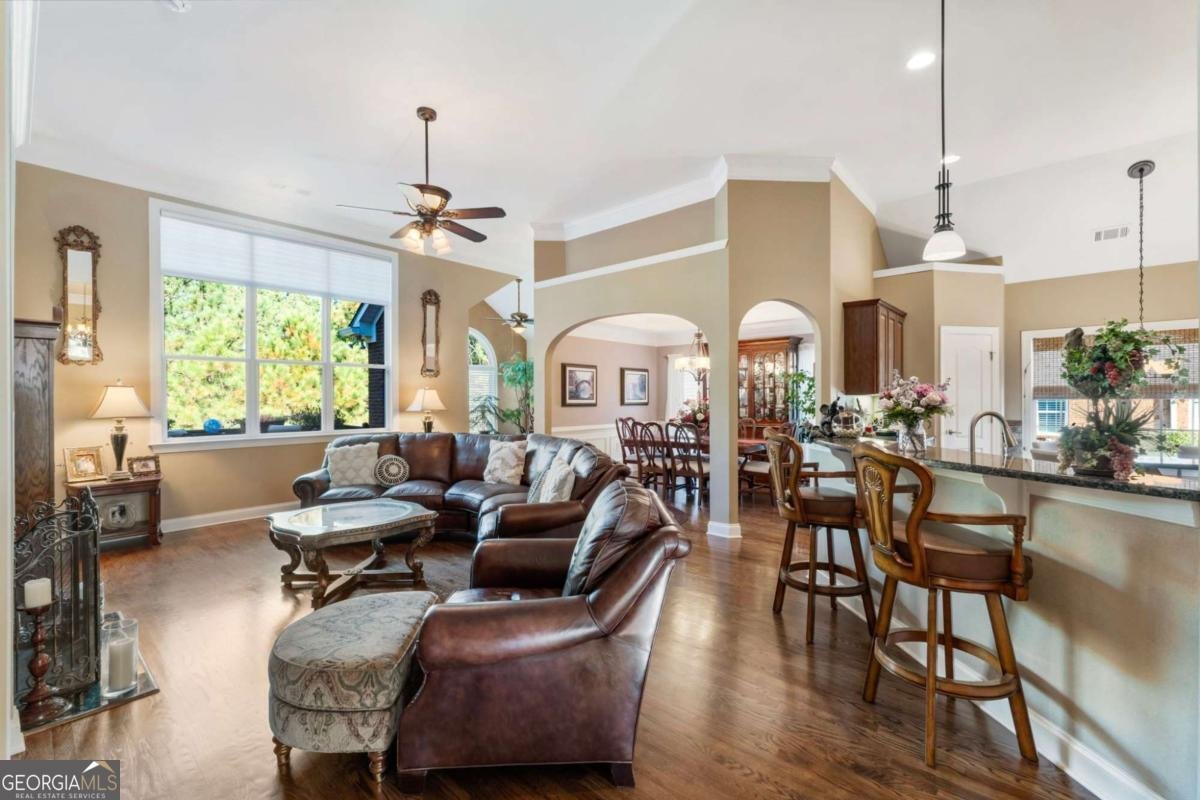 5235 Villa Lake Court Suwanee - 2