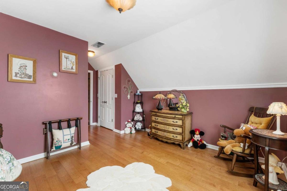 5235 Villa Lake Court Suwanee - 27