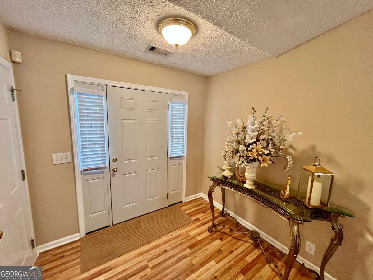 19 Meadow Crest Court Powder Springs - 2