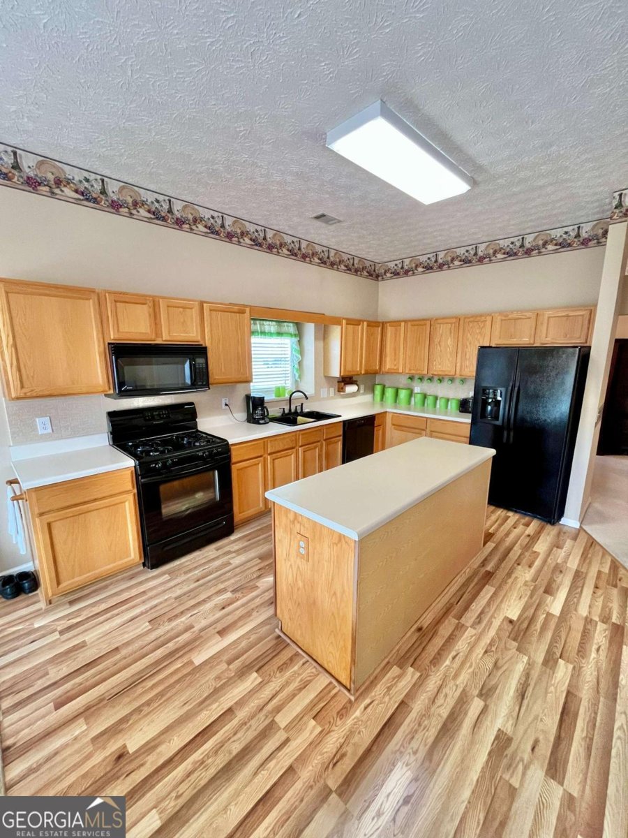 19 Meadow Crest Court Powder Springs - 8