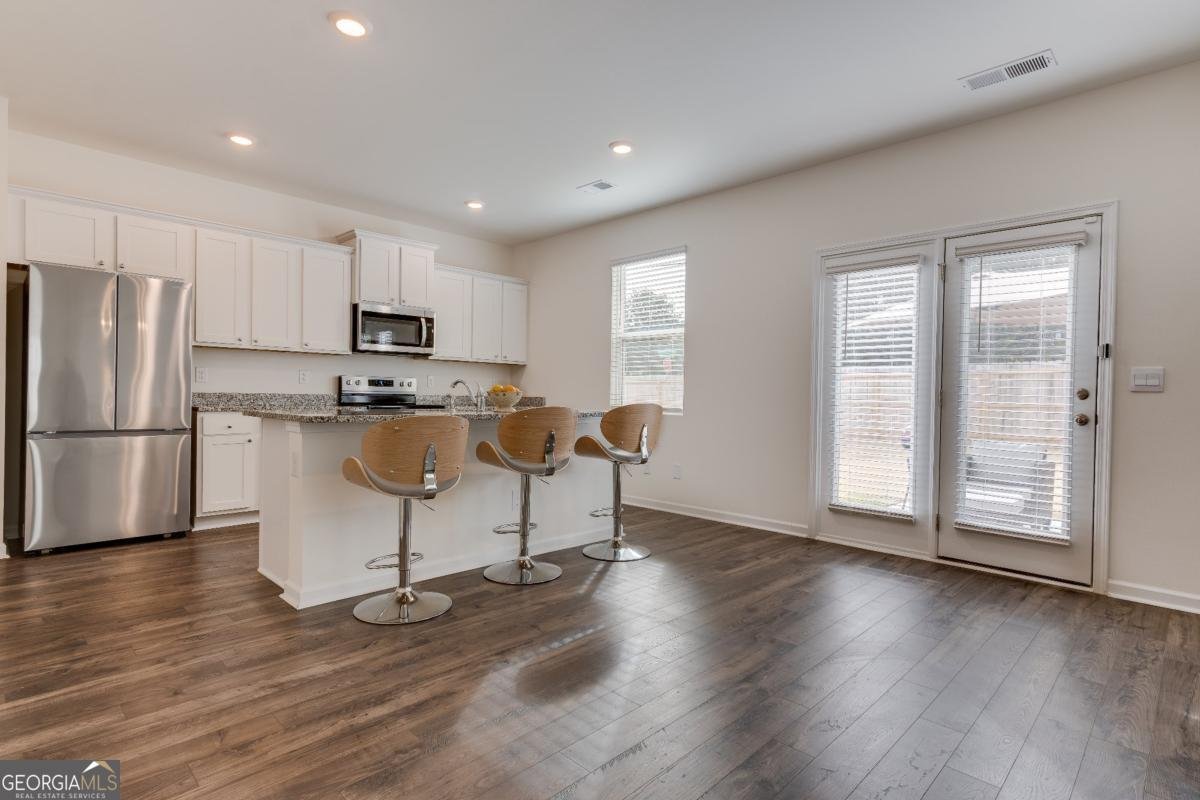 516 Whitman Lane Stockbridge - 12