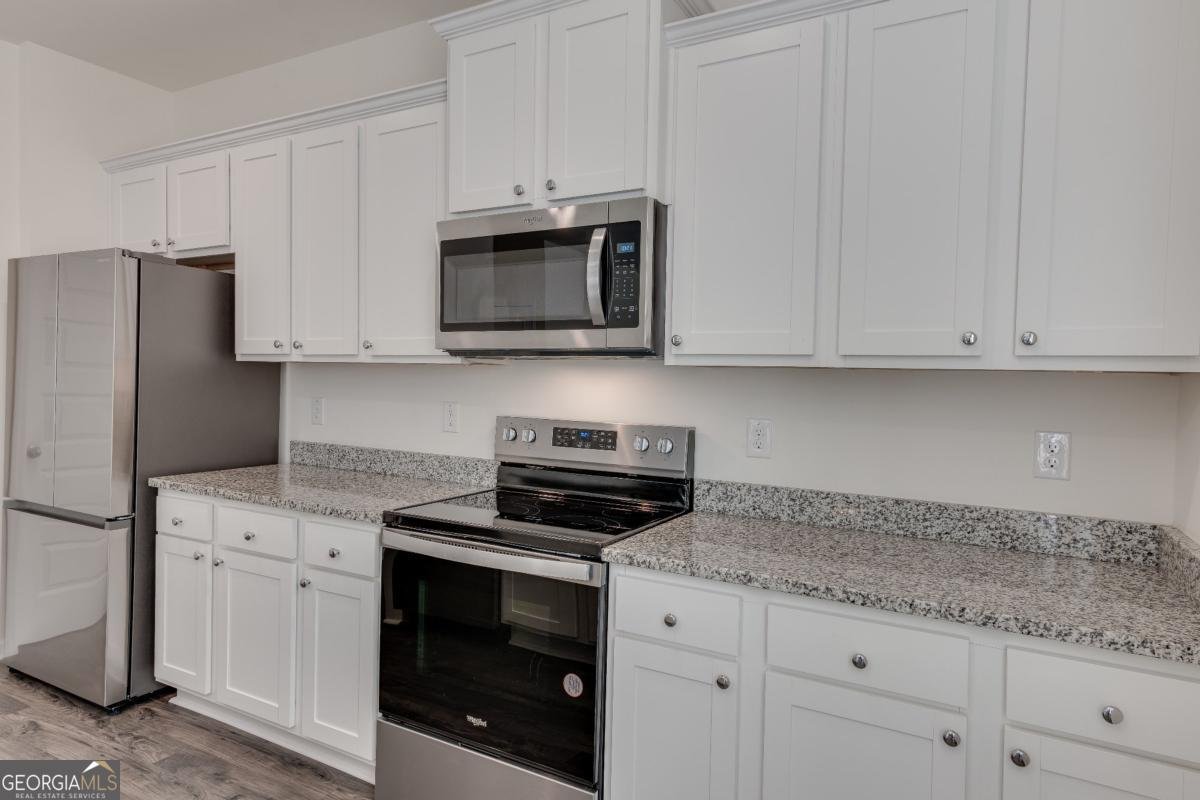 516 Whitman Lane Stockbridge - 13