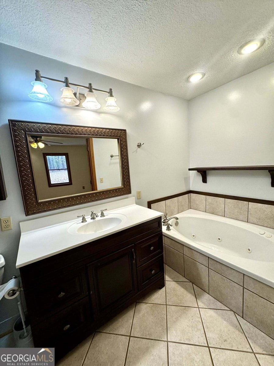 3422 Pat Mullis Road Cadwell - 14