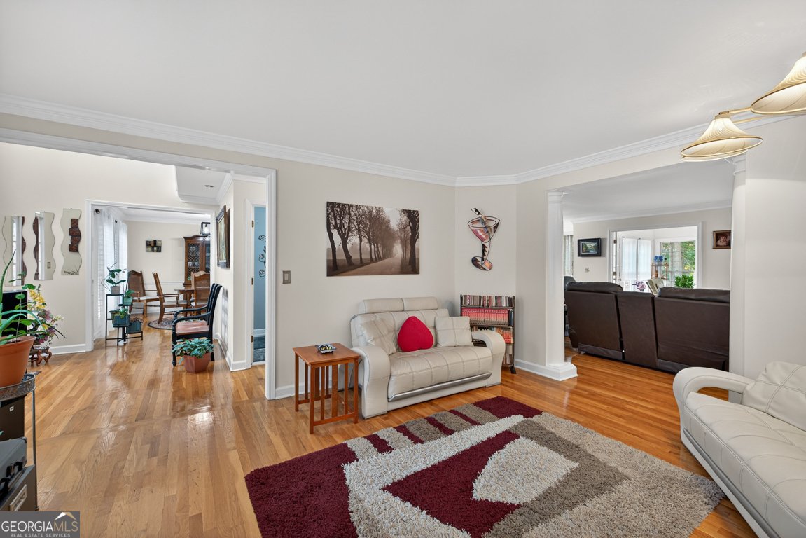 222 Mossy Place Alpharetta - 5