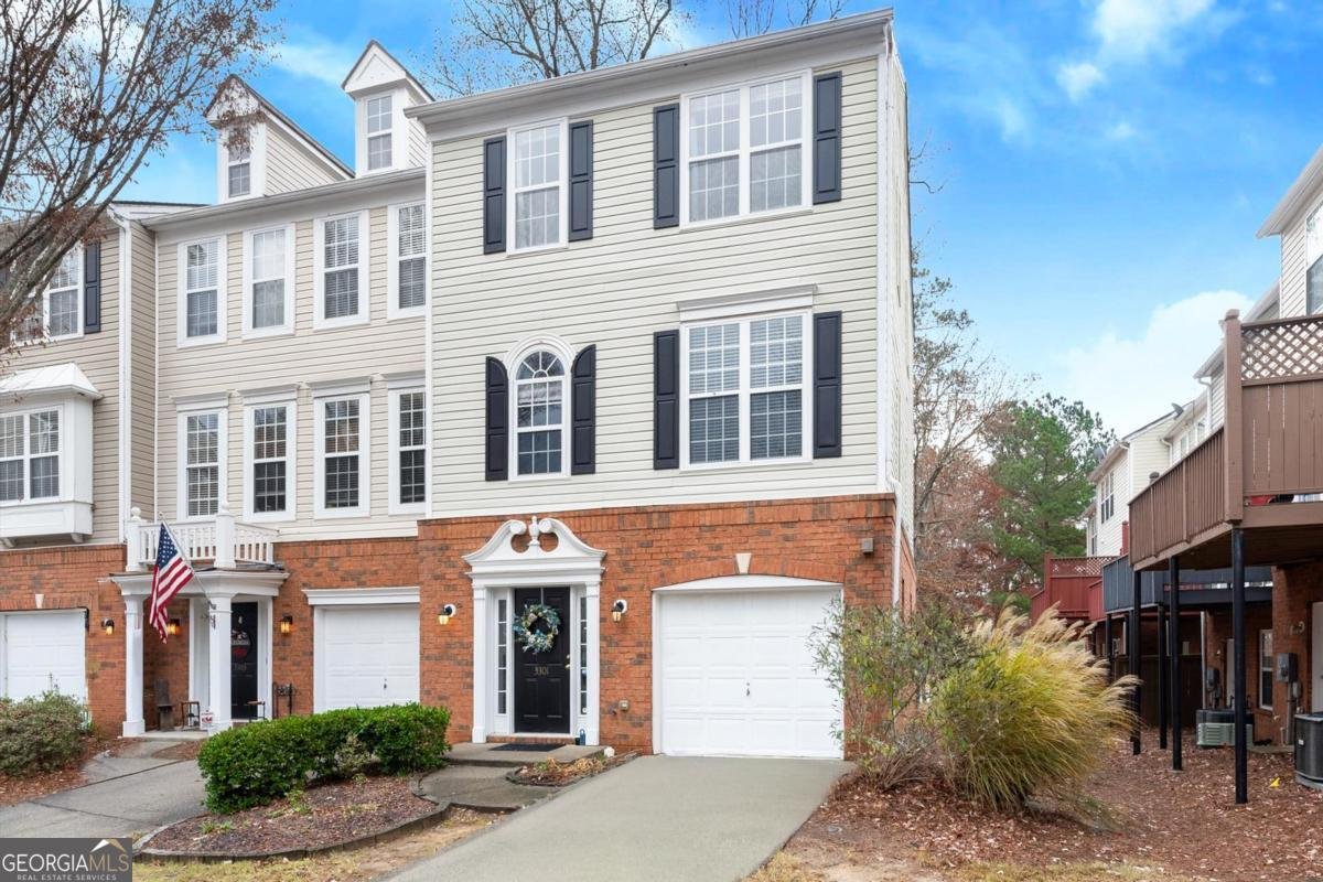 3301 Lathenview Court Alpharetta - 1