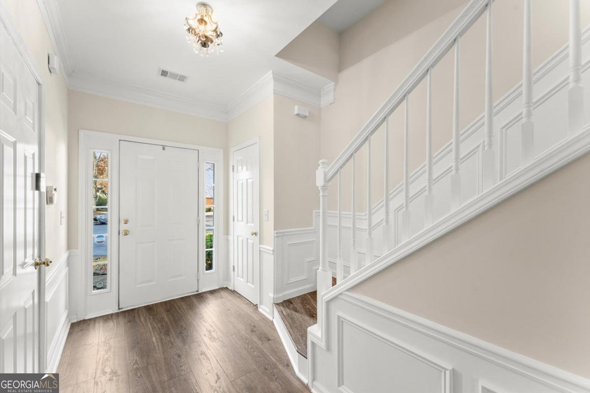 3301 Lathenview Court Alpharetta - 3