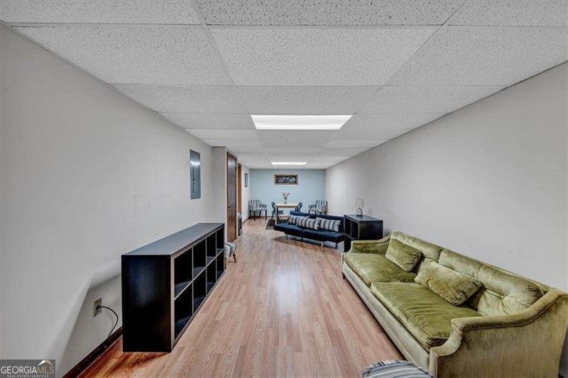 6280 OAKLEAF Flowery Branch - 32