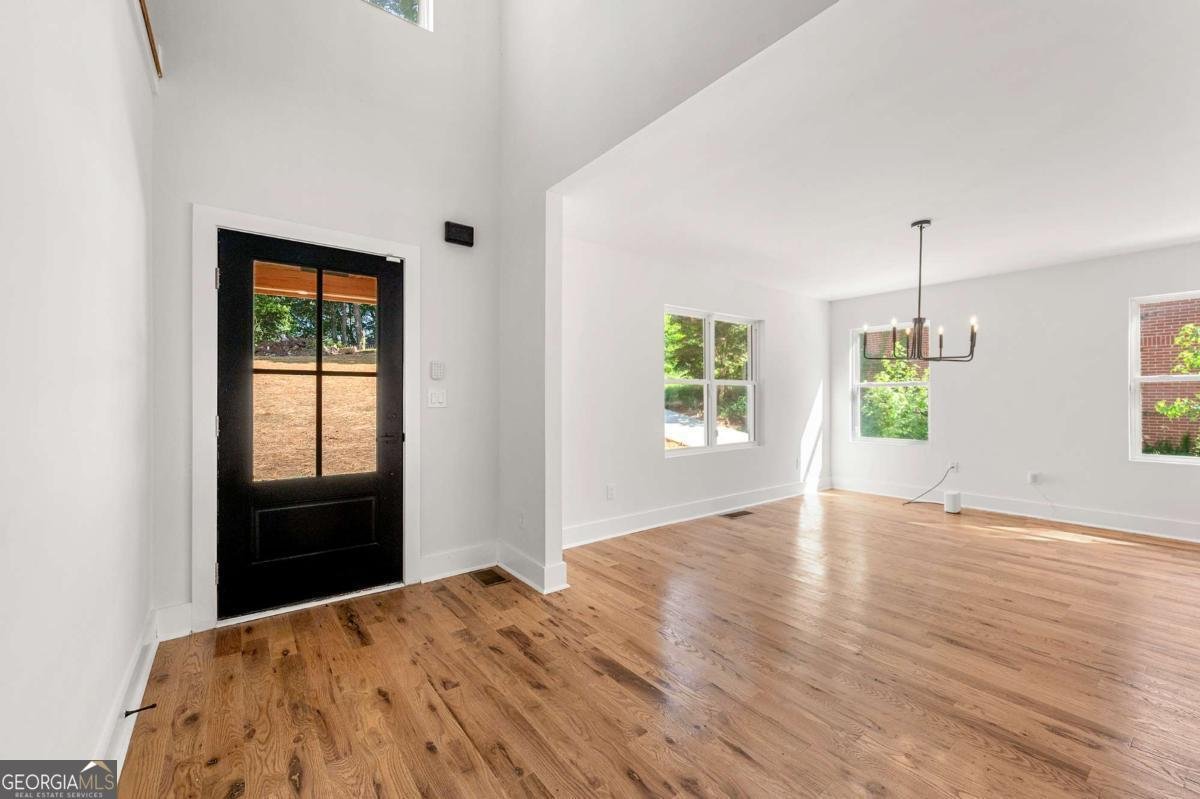 1606 Boulevard Lorraine Atlanta - 2