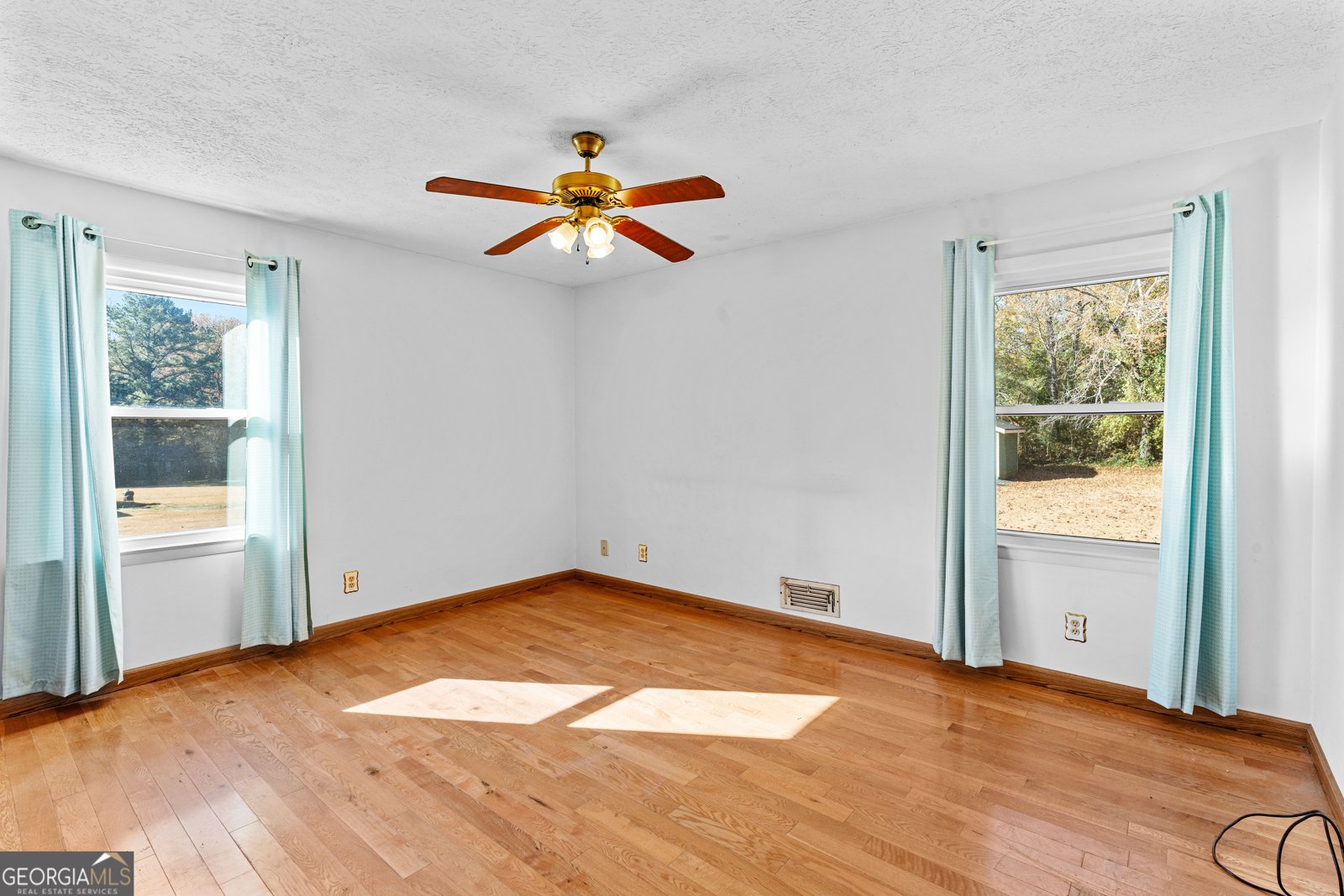 4753 Bell Circle Conyers - 29