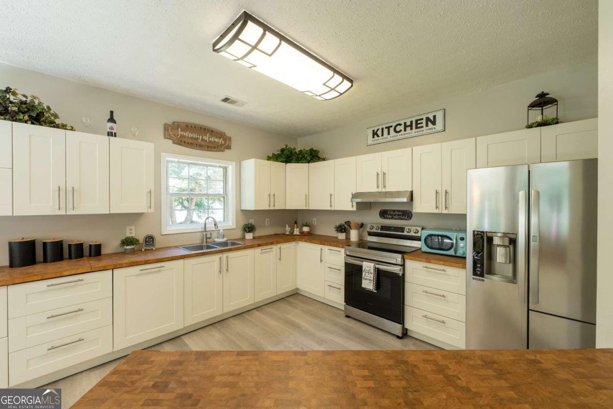 2238 Saint Albans Place Buford - 23