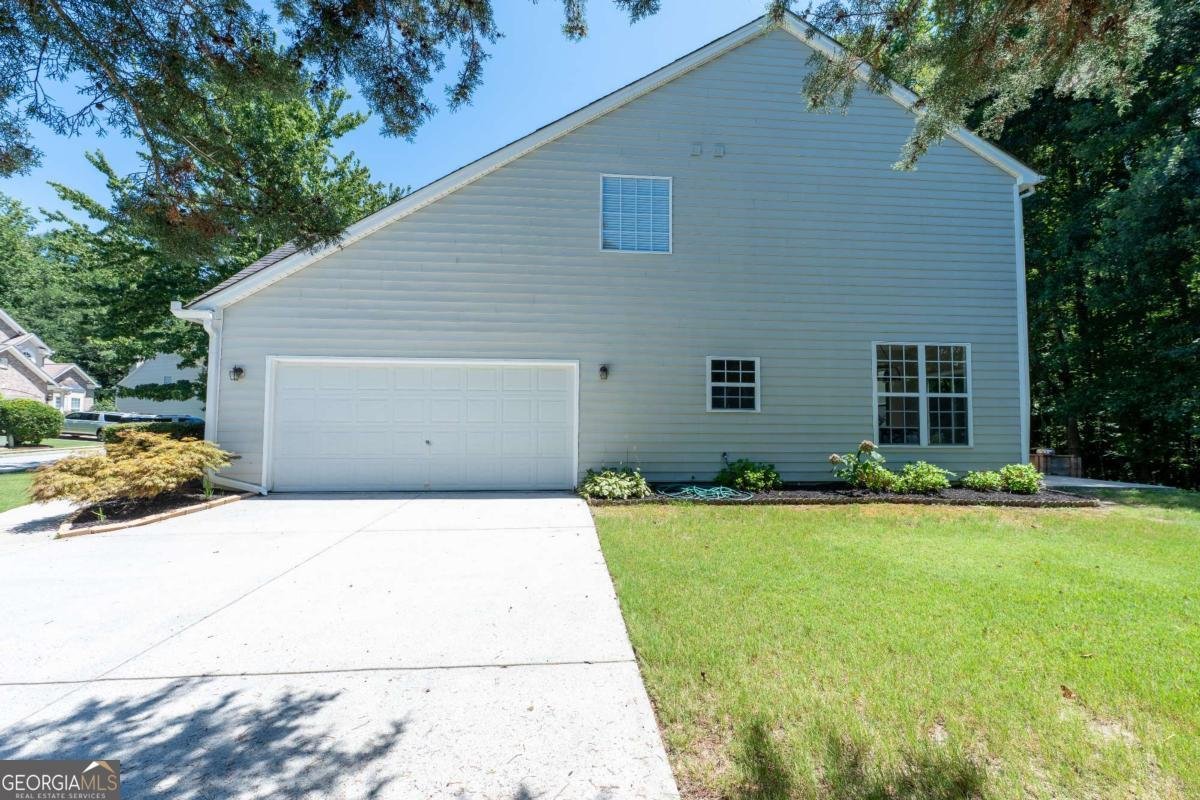 2238 Saint Albans Place Buford - 48