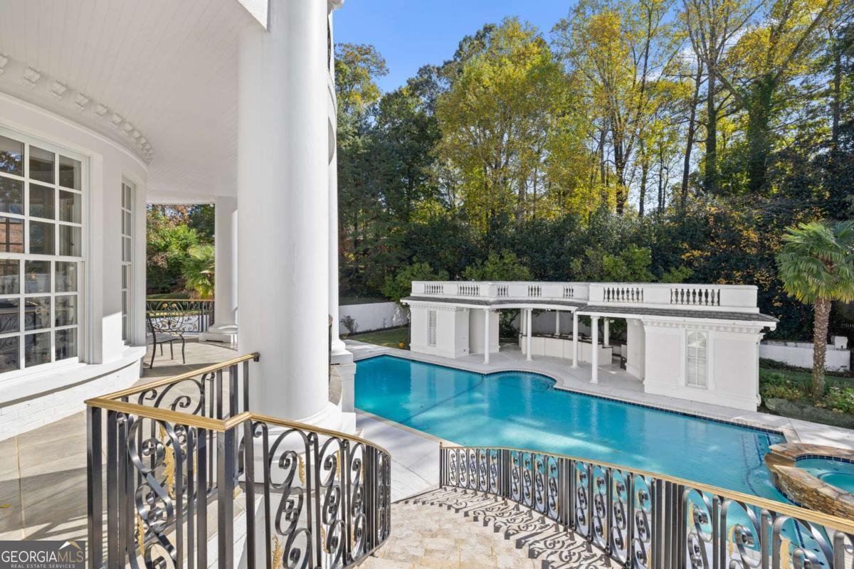 3687 Briarcliff Road Atlanta - 10