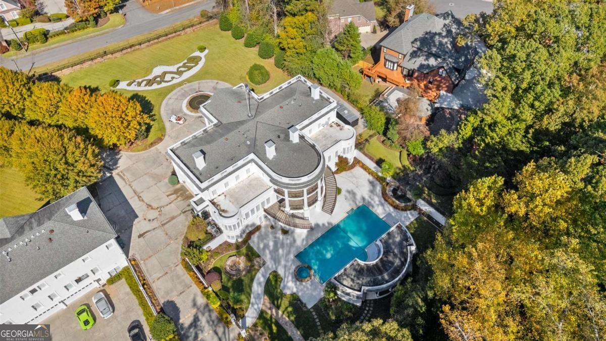 3687 Briarcliff Road Atlanta - 17