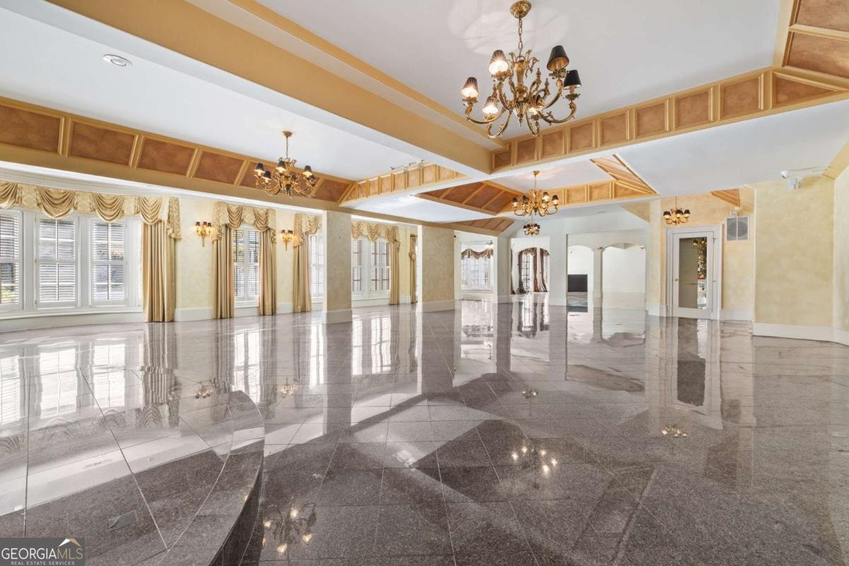 3687 Briarcliff Road Atlanta - 45